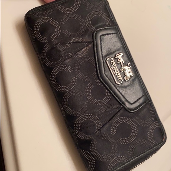 Coach Wallet - Picture 1 of 2